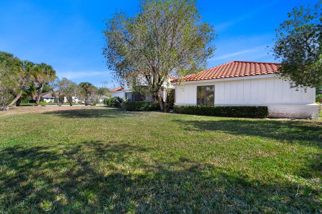 3000 Conifer Drive, Fort Pierce, FL 34951