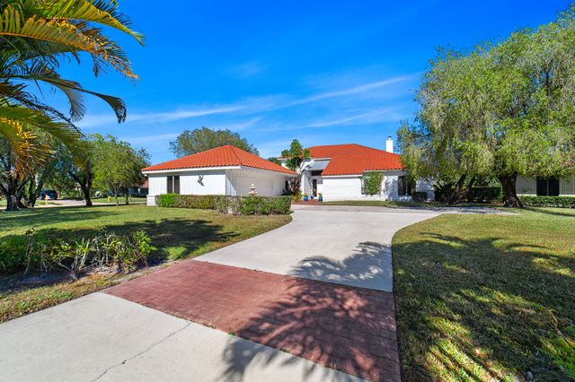 3000 Conifer Drive, Fort Pierce, FL 34951