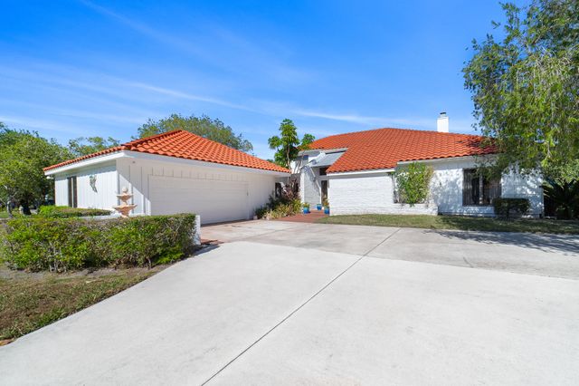 3000 Conifer Drive, Fort Pierce, FL 34951