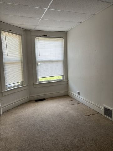 141 E Leasure Ave, New Castle, PA 16101