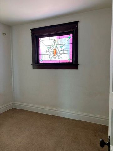 141 E Leasure Ave, New Castle, PA 16101
