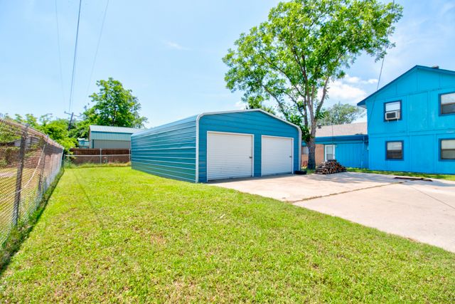 236 W Park Street, Little Elm, TX 75068