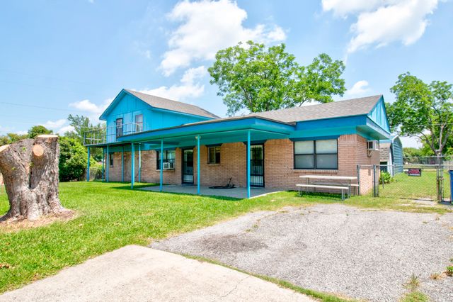 236 W Park Street, Little Elm, TX 75068