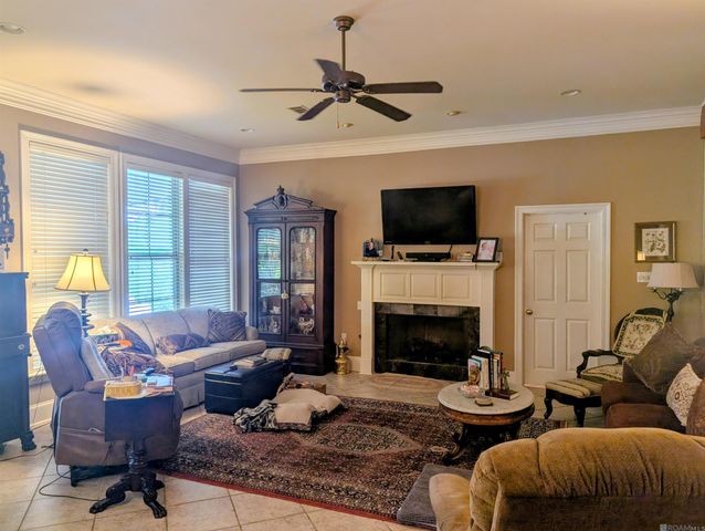 10086 La Hwy 68, Jackson, LA 70748