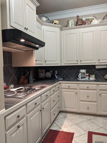 10086 La Hwy 68, Jackson, LA 70748