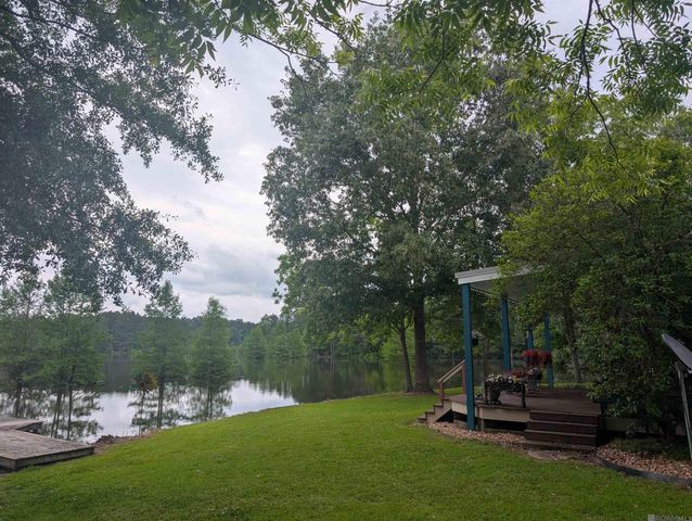 10086 La Hwy 68, Jackson, LA 70748