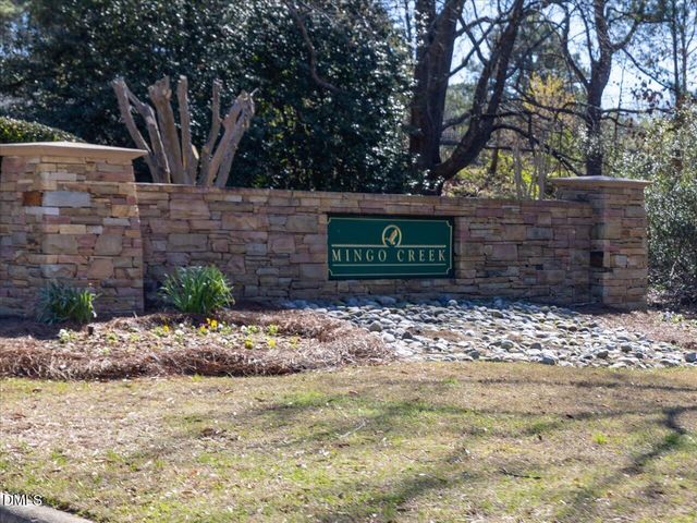 810 Howdenshire, Knightdale, NC 27545