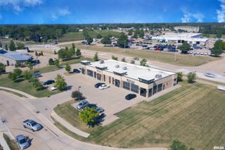 3280 Ridge Pt Bldg 2, Bettendorf, IA 52722