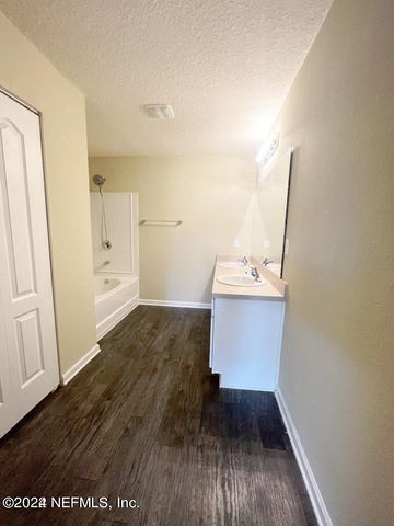 12024 SEA GROVE Place, Jacksonville, FL 32218