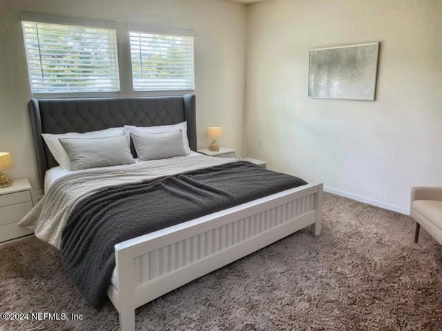 12024 SEA GROVE Place, Jacksonville, FL 32218