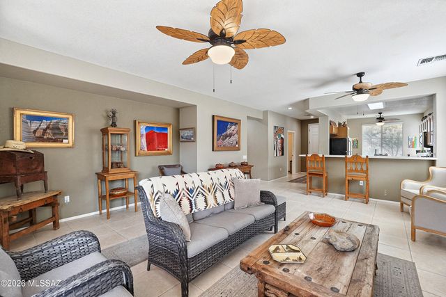 8127 W Cottonwood Wash Way, Tucson, AZ 85743