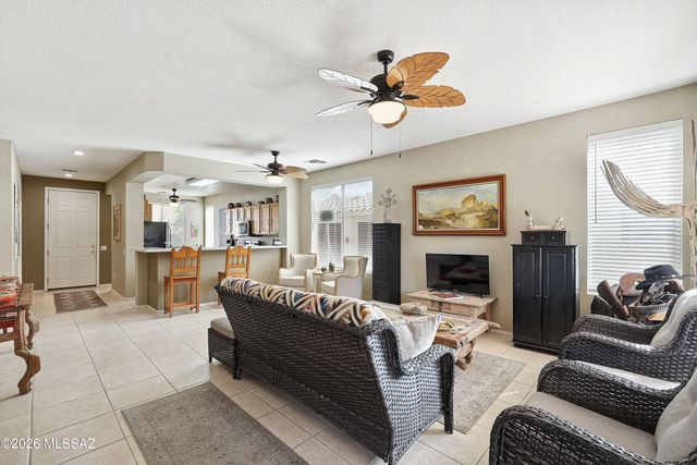 8127 W Cottonwood Wash Way, Tucson, AZ 85743