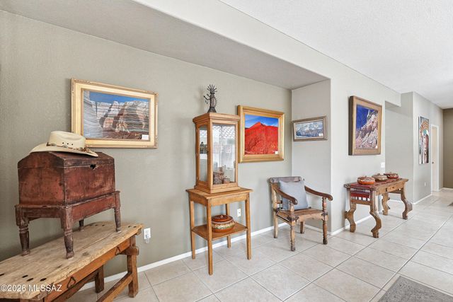 8127 W Cottonwood Wash Way, Tucson, AZ 85743
