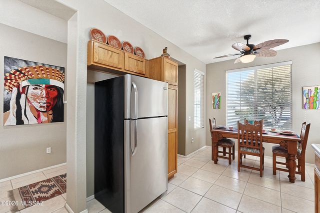 8127 W Cottonwood Wash Way, Tucson, AZ 85743