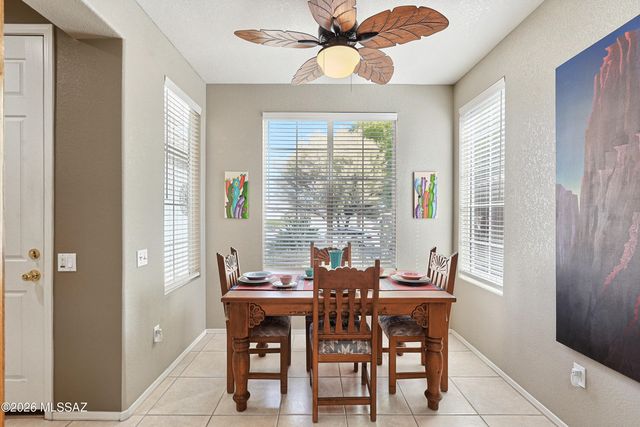 8127 W Cottonwood Wash Way, Tucson, AZ 85743