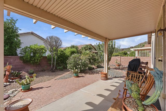 8127 W Cottonwood Wash Way, Tucson, AZ 85743