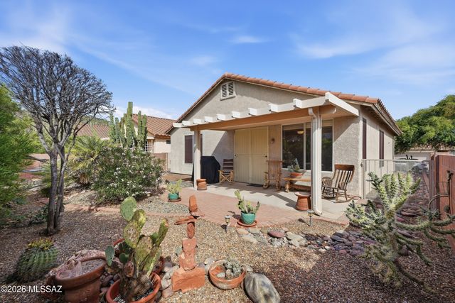 8127 W Cottonwood Wash Way, Tucson, AZ 85743