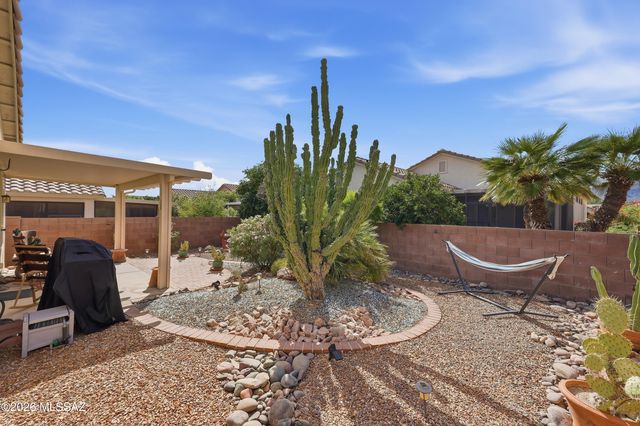 8127 W Cottonwood Wash Way, Tucson, AZ 85743