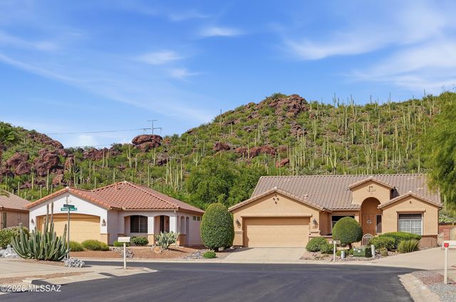 8127 W Cottonwood Wash Way, Tucson, AZ 85743