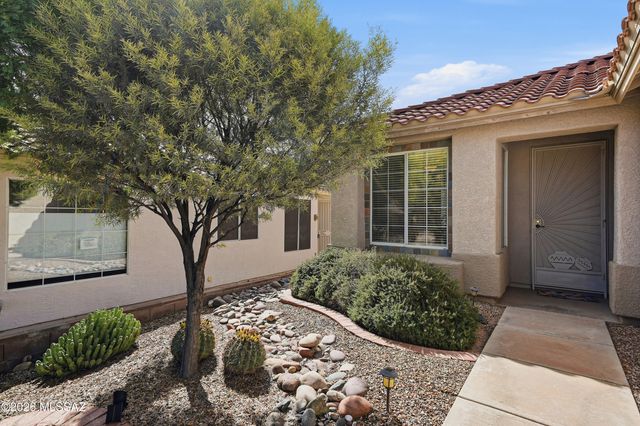 8127 W Cottonwood Wash Way, Tucson, AZ 85743