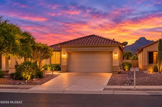 8127 W Cottonwood Wash Way, Tucson, AZ 85743
