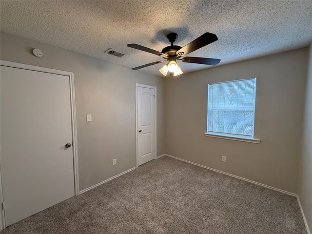 2719 Briarbank Circle, Dallas, TX 75227