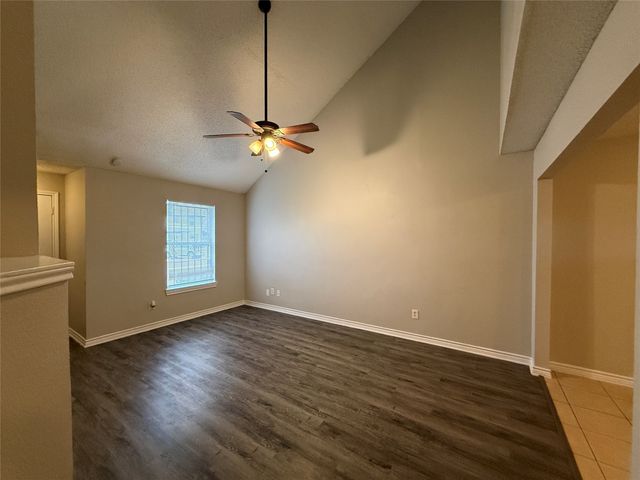 2719 Briarbank Circle, Dallas, TX 75227