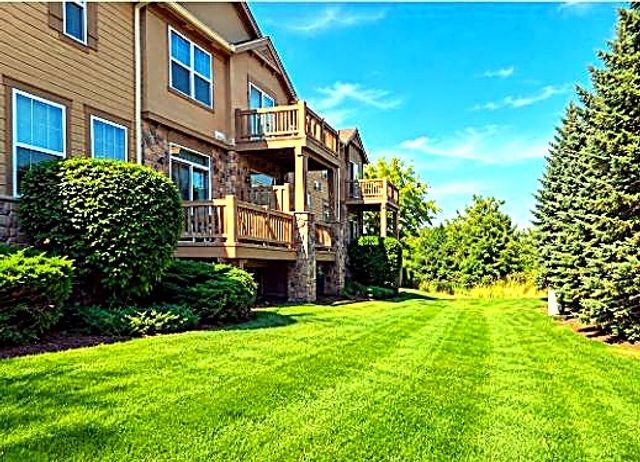 1819 Crenshaw Circle, Vernon Hills, IL 60061
