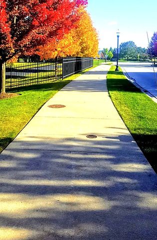 1819 Crenshaw Circle, Vernon Hills, IL 60061
