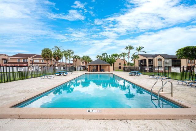 8250 NW 191st St 10-D, Hialeah, FL 33015