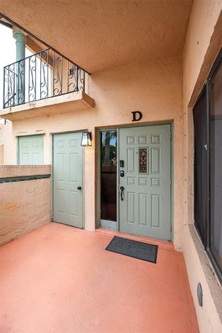 8250 NW 191st St 10-D, Hialeah, FL 33015