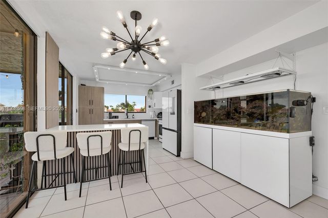 8250 NW 191st St 10-D, Hialeah, FL 33015