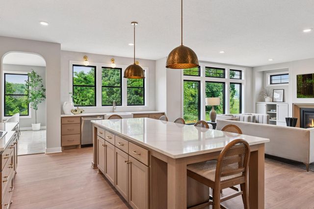 3634 Knightsbridge Trail N, Lake Elmo, MN 55042