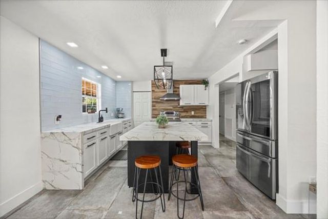 10826 Sageburrow Dr Drive, Houston, TX 77089