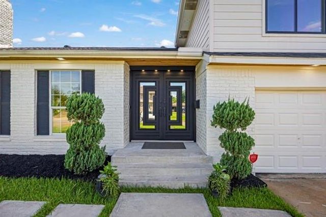 10826 Sageburrow Dr Drive, Houston, TX 77089