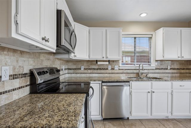 2117 Oak Bend Lane, Garland, TX 75040