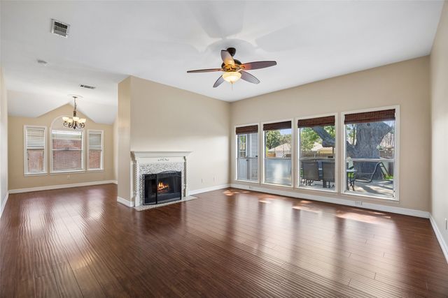 2117 Oak Bend Lane, Garland, TX 75040