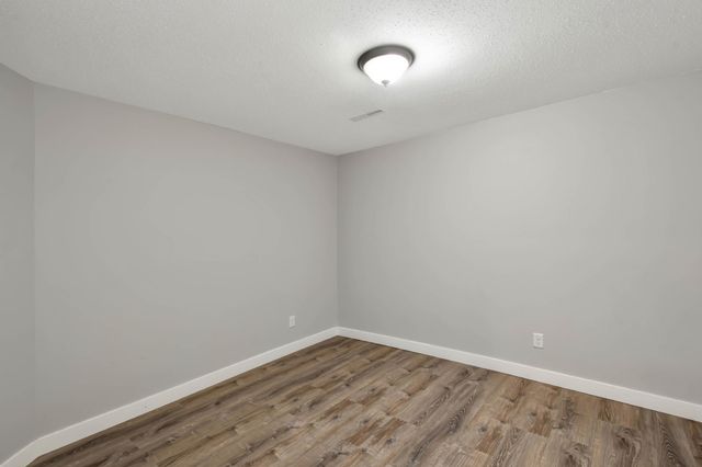 154 Beaton Drive W, West Fargo, ND 58078