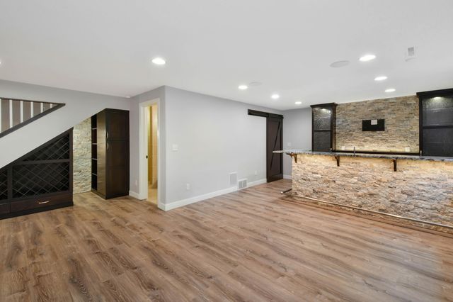 154 Beaton Drive W, West Fargo, ND 58078