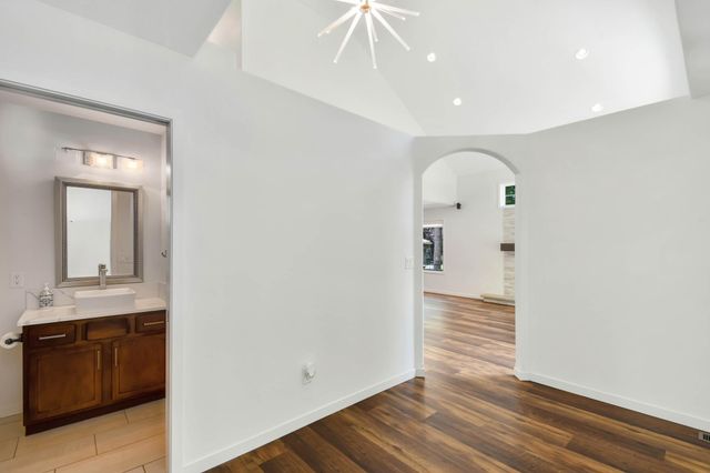 154 Beaton Drive W, West Fargo, ND 58078