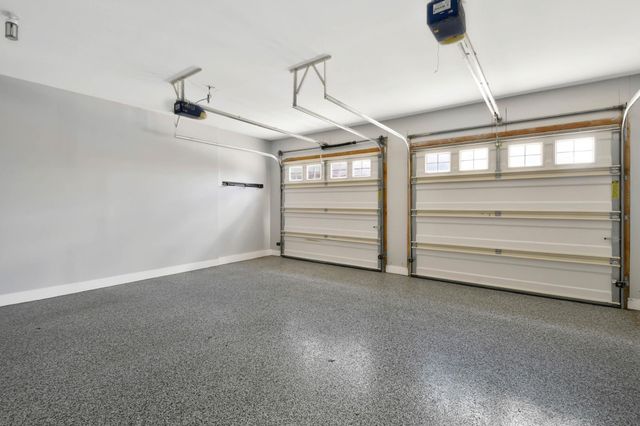 154 Beaton Drive W, West Fargo, ND 58078