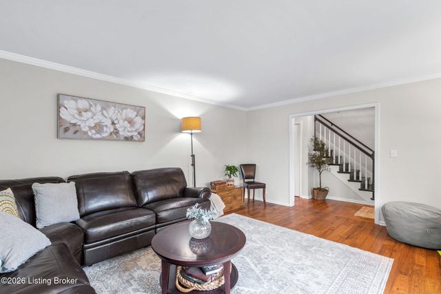 7505 Glen Arbor Rd, Louisville, KY 40222