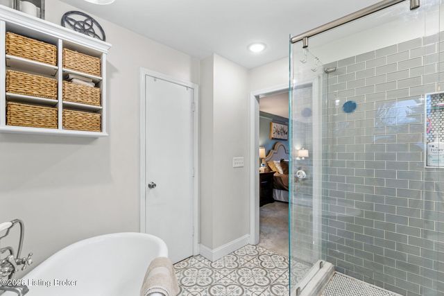 7505 Glen Arbor Rd, Louisville, KY 40222