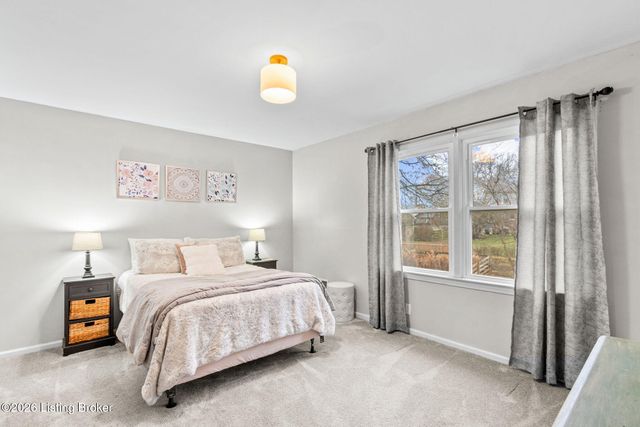 7505 Glen Arbor Rd, Louisville, KY 40222