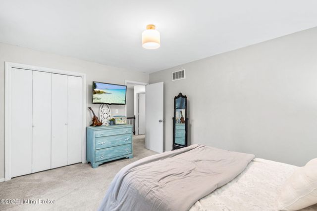 7505 Glen Arbor Rd, Louisville, KY 40222