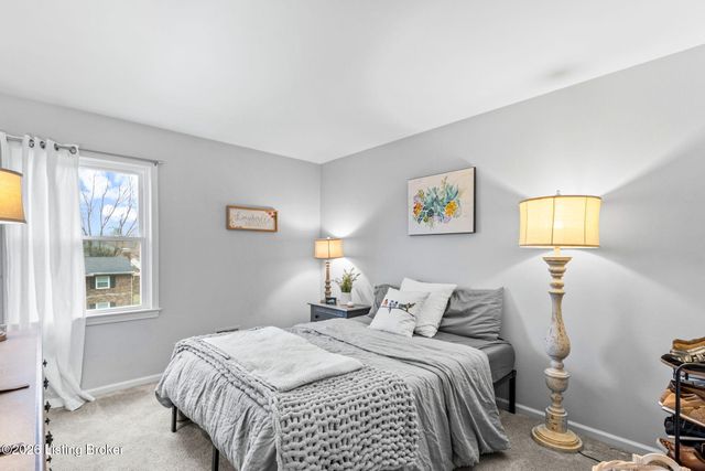 7505 Glen Arbor Rd, Louisville, KY 40222