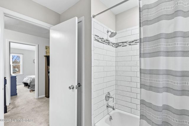 7505 Glen Arbor Rd, Louisville, KY 40222