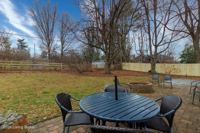 7505 Glen Arbor Rd, Louisville, KY 40222