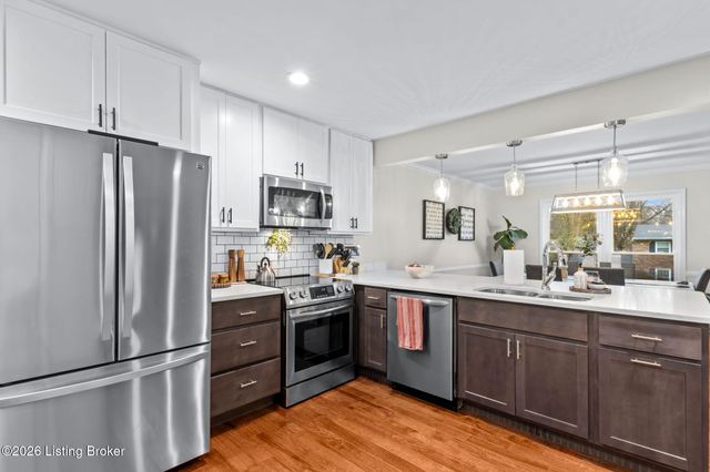 7505 Glen Arbor Rd, Louisville, KY 40222