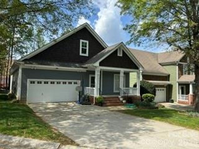 2615 Merion Hills Court, Charlotte, NC 28269